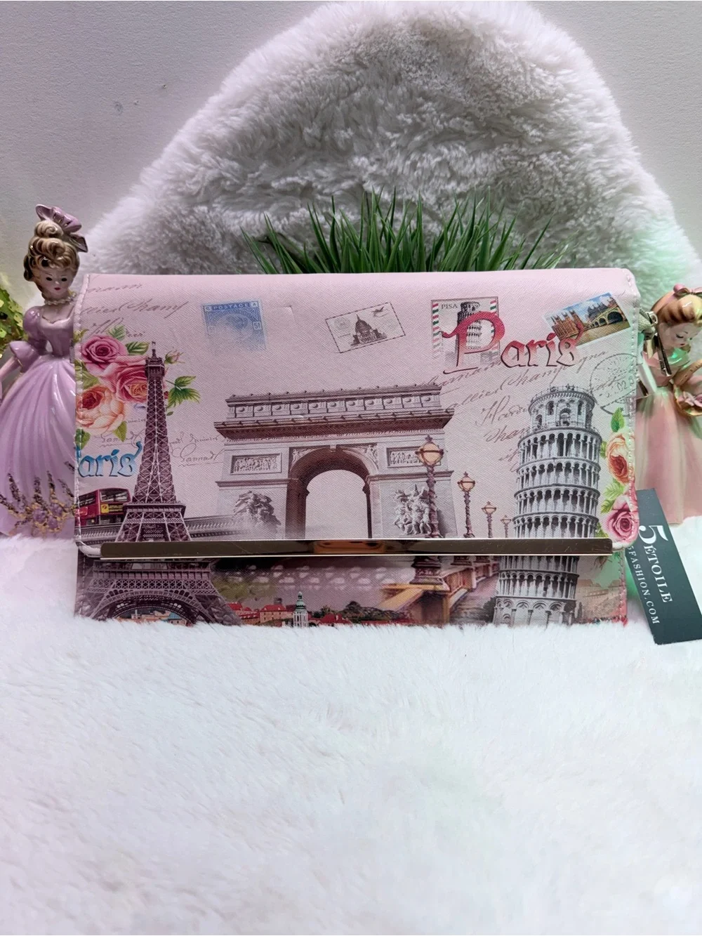 NWT Paris Landmark Print Pink Clutch Purse  Wedding Guest Ready Graduation 💞 - Picture 2 of 6